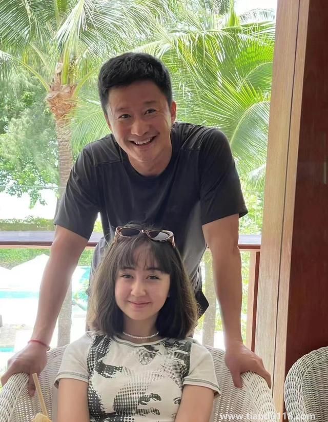 吳京IP屬地顯示泰國:在當(dāng)?shù)嘏碾娪熬摭X鯊2(圖2)