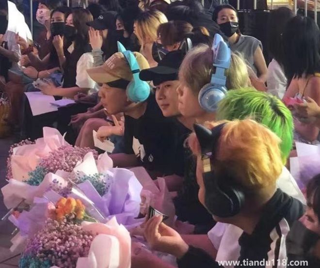 山寨男團(tuán)錄制惹爭議 楊迪劉維道歉（稱硬實力才是有價值）(圖2)