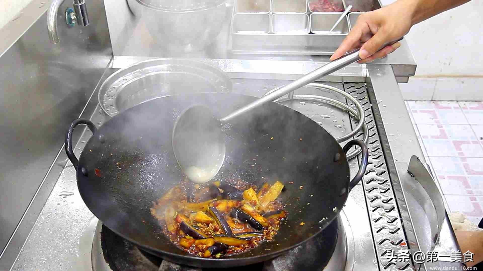 魚(yú)香茄子的做法（魚(yú)香茄子怎么做）(圖5)