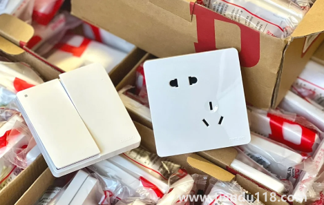 德力西開關(guān)插座質(zhì)量怎么樣(德力西開關(guān)是幾線品牌)(圖1) 德力西開關(guān)插座質(zhì)量怎么樣1