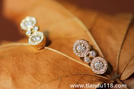 五金要帶女方去買嗎(五金是結(jié)婚還是訂婚買)(圖1) 五金要帶女方去買嗎1