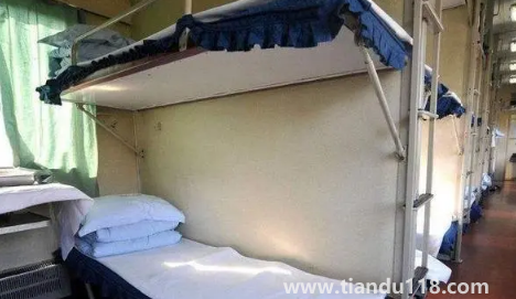 第一次坐火車買到硬臥上鋪怎么辦1