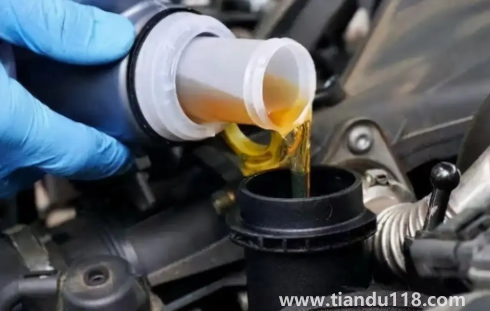 1萬公里不換機油是不是會有悶響(不換機油只換機油濾芯可以嗎)(圖2) 1萬公里不換機油是不是會有悶響2