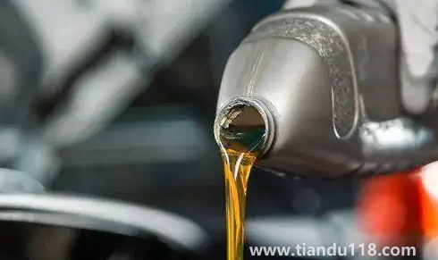 1萬公里不換機油是不是會有悶響(不換機油只換機油濾芯可以嗎)(圖3) 1萬公里不換機油是不是會有悶響3