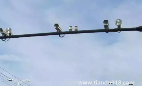 測速攝像頭閃光是不是被拍了(違章多少天能查到)(圖3) 測速攝像頭閃光是不是被拍了3