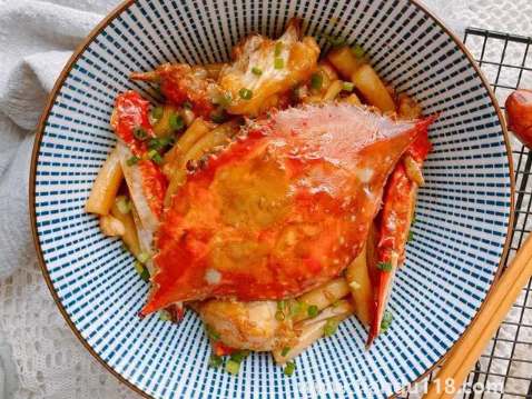 梭子蟹炒之前要蒸嗎2