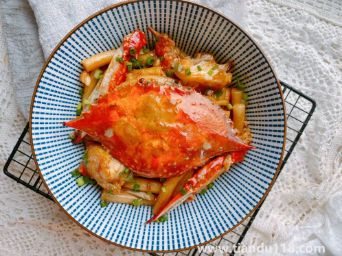 梭子蟹炒之前需要過(guò)水嗎(梭子蟹什么時(shí)候最肥)(圖2) 梭子蟹炒之前需要過(guò)水嗎2