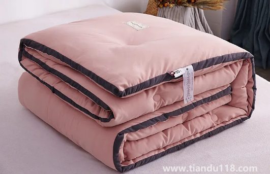 什么被子最暖和最舒服(如何正確挑選被子)(圖3) 什么被子最暖和最舒服3