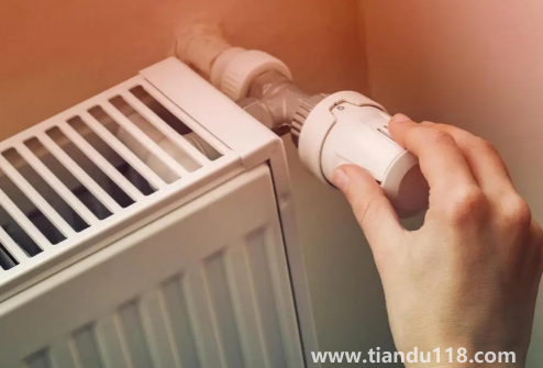 多層供暖是從上往下供嗎（高層供暖的注意事項有哪些）