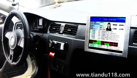 科三人工評(píng)判有貓膩嗎(科目三花錢買過(guò)是全程指揮嗎)(圖3) 科三人工評(píng)判有貓膩嗎3