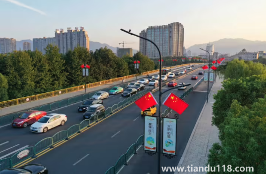 2022年國慶節(jié)為什么要連著上七天班3