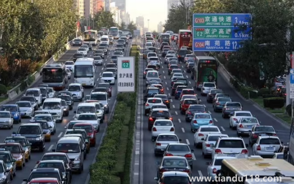 2022國慶節(jié)高速免費可以提前上高速嗎(國慶節(jié)公路交通注意事項)(圖2) 2022國慶節(jié)高速免費可以提前上高速嗎2