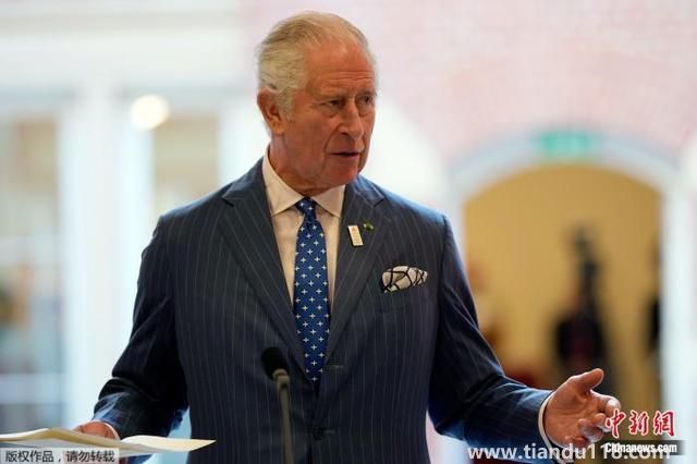 查爾斯成為英國國王（英女王伊麗莎白二世去世）