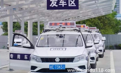 科目三人工評(píng)判故意不讓過打什么電話投訴(科目三電腦誰在控制)(圖3) 科目三人工評(píng)判故意不讓過打什么電話投訴3