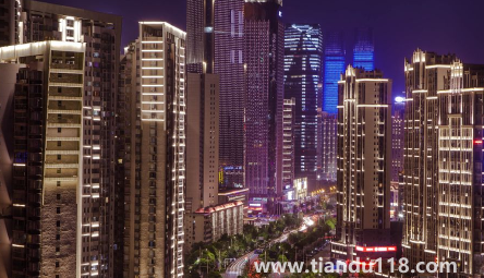 樓房鄰居門對門掛什么最好 2