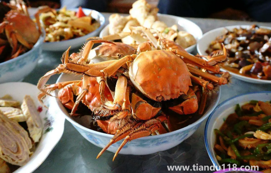 螃蟹蒸的時(shí)候可以疊加起來嗎(蒸螃蟹的注意事項(xiàng))(圖2) 螃蟹蒸的時(shí)候可以疊加起來嗎2