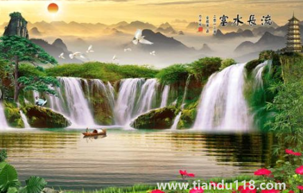 富水長(zhǎng)流畫(huà)掛客廳能不能旺財(cái)2
