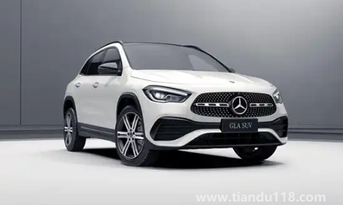 女性開(kāi)奔馳gla200很乞丐嗎（2022款奔馳gla200真實(shí)口碑）