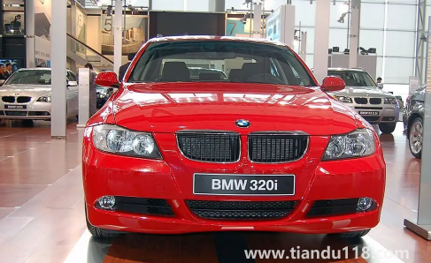 路上的寶馬大多是華晨寶馬嗎(華晨寶馬低配多少錢(qián)一輛)(圖2) 路上的寶馬大多是華晨寶馬嗎2