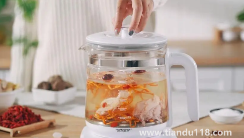 養(yǎng)生壺的水反復加熱好嗎（養(yǎng)生壺水是反復燒開嗎）