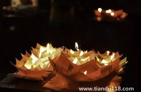 2022下元節(jié)是鬼節(jié)嗎3