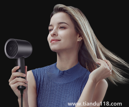 吹風(fēng)機(jī)的線為什么總是卷起來2