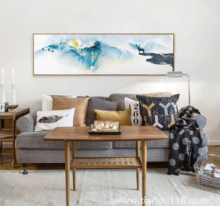 中式客廳沙發(fā)背景墻掛牡丹可以嗎(中式客廳沙發(fā)背景畫(huà)有什么講究)(圖1) 中式客廳沙發(fā)背景墻掛牡丹可以嗎1