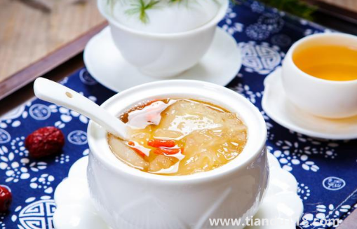 冰糖雪梨適合有痰還是無痰(冰糖雪梨止咳化痰做法)(圖2) 冰糖雪梨適合有痰還是無痰2