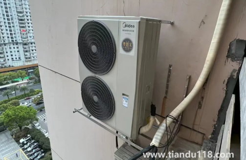 空調(diào)外機放置飄窗會漏水嗎2