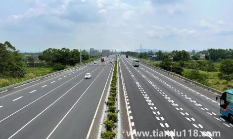 2022年臘八節(jié)高速免費嗎（臘八節(jié)相關(guān)習俗有哪些）