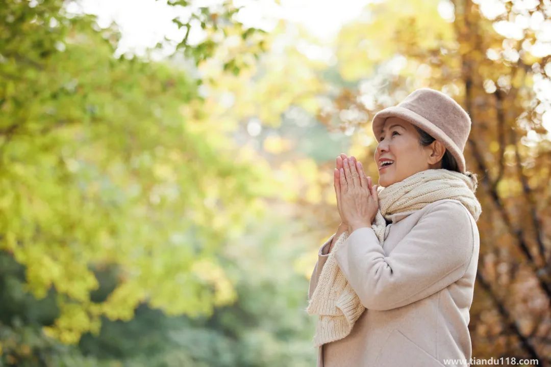 老年人平安過(guò)冬要注意幾點(diǎn)（老年人安全過(guò)冬指南）