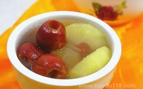 蘋果煮的半生不熟能吃嗎（蘋果煮熟吃一般對人體沒有什么影響）