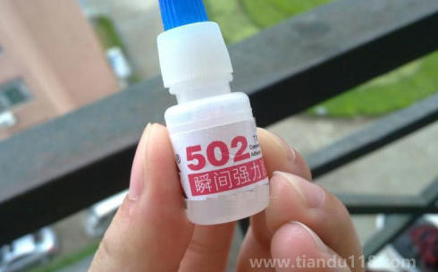 502膠水耐高溫嗎（502膠水有毒嗎）