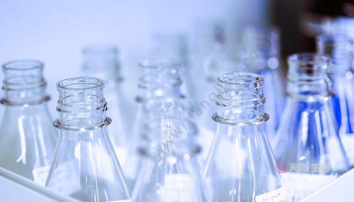 氫氧化鈉和稀鹽酸反應 氫氧化鈉加稀鹽酸現(xiàn)象(圖2) 氫氧化鈉和稀鹽酸反應