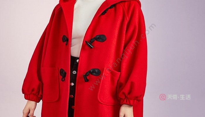 牛角扣大衣適合年齡 牛角扣大衣適合人群(圖4) 牛角扣大衣適合年齡